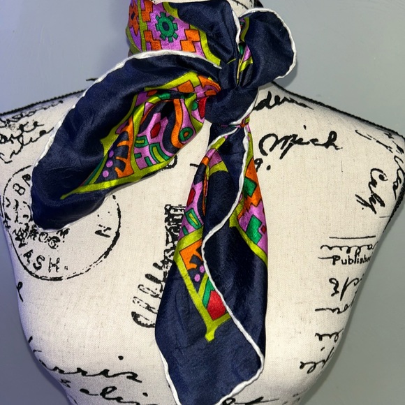 🅢🅔🅣🅐 🅟🅤🅡🅔▪️Vintage Decorative Scarf - Picture 5 of 8